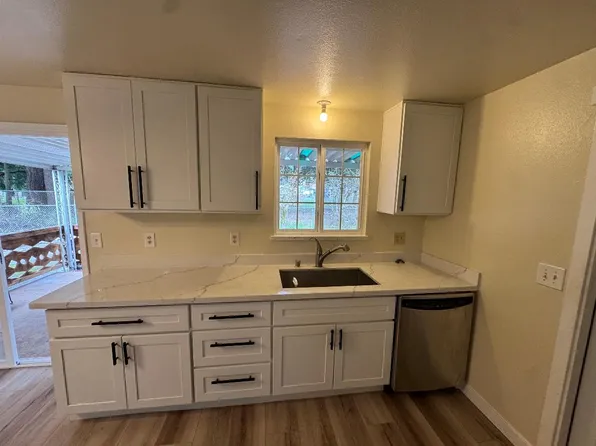 2505 Natalie Ln, Steilacoom, WA 98388