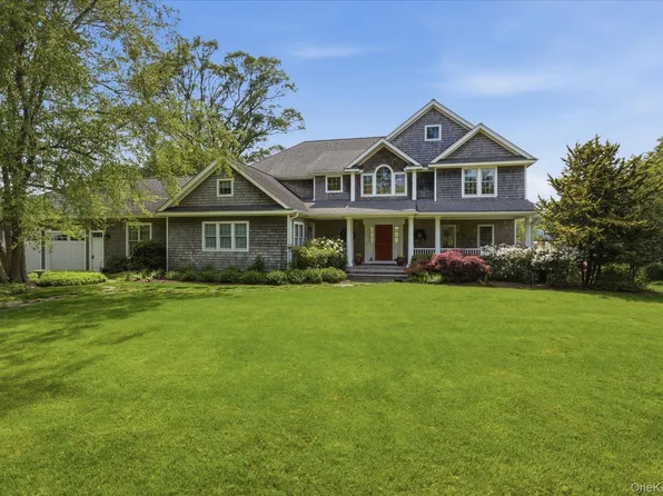 15A Brushy Neck Lane, Westhampton, NY 11977