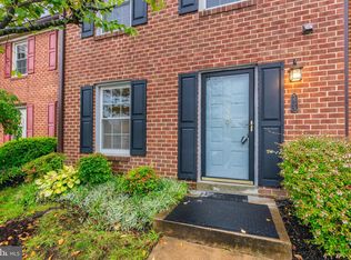 5509 Independence Cir, Alexandria, VA 22312