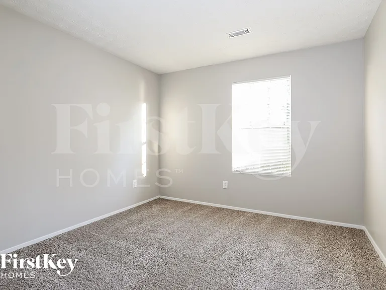 206 Red Oak Dr — Photo 12