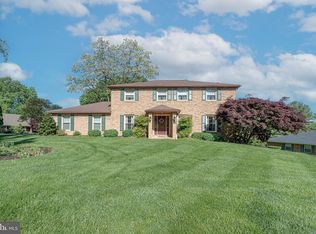 3515 Harrowgate Rd, York, PA 17402