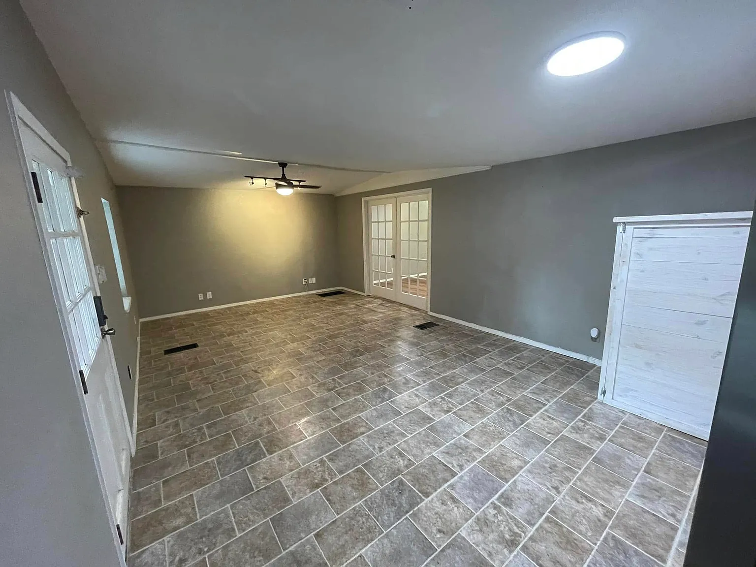 6980 FM 115 - 3 — Photo 3