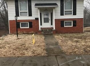 605 N 22nd St, Murphysboro, IL 62966