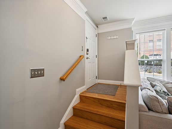 3rd image of 15211 Lancashire Dr #364
