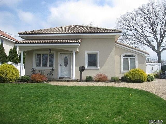 1st image of 55 Park Blvd