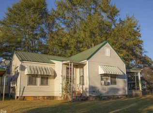 111 E 6th St, Dierks, AR 71833