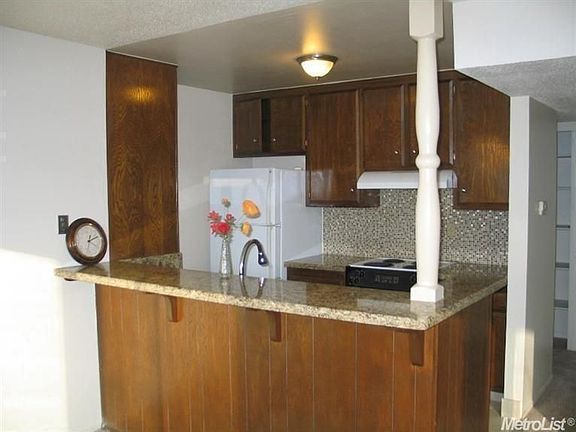 2nd image of 3133 Occidental Dr APT 2