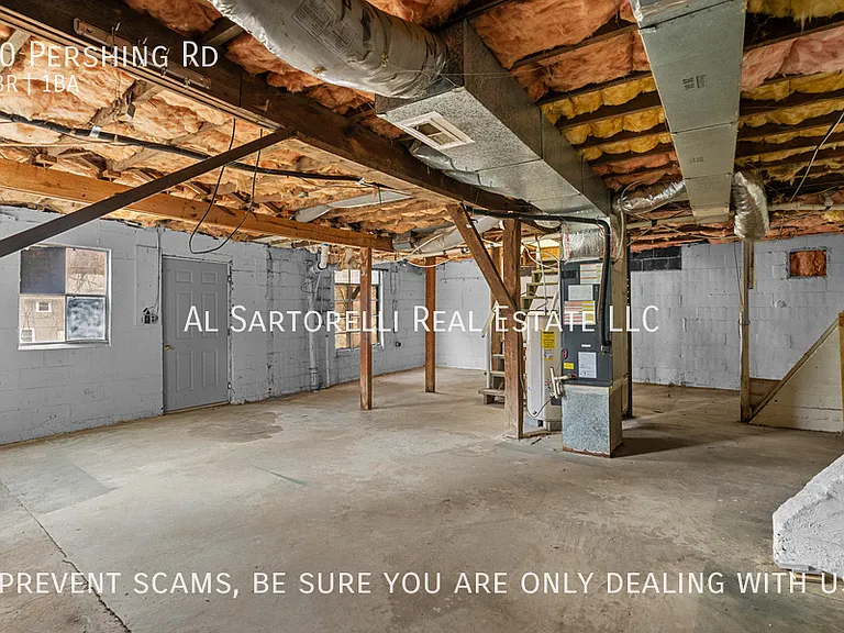90 Pershing Rd — Photo 11