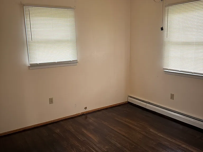 14007 Franklin St — Photo 36