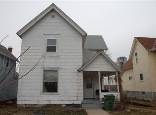 750 10th Ave S, Clinton, IA 52732