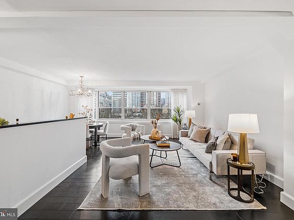 4th image of 1810 Rittenhouse Sq APT 1012