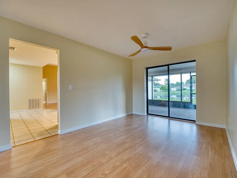 Dining Area Between Kitchen & Living Room