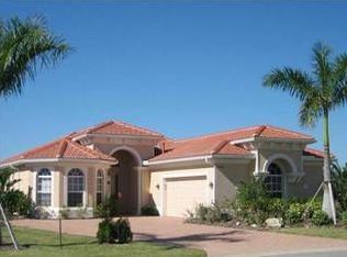 19513 Caladesi Dr, Fort Myers, FL 33967