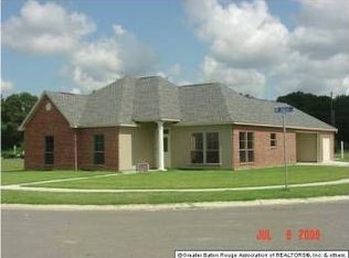 1035 W Julia Ave, Gonzales, LA 70737
