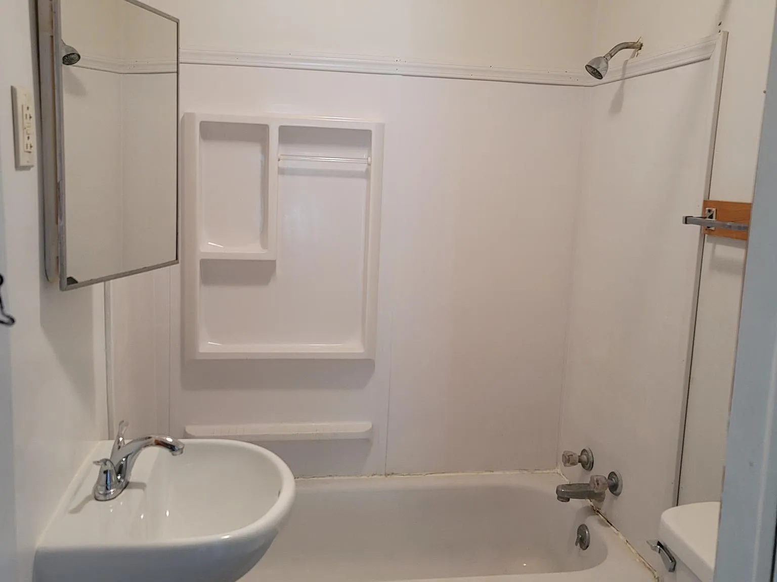 3 bed, 1320 sqft, $1,253 — Photo 4
