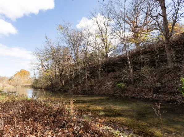 000 Davis Bridge Road, Republic, MO 65738