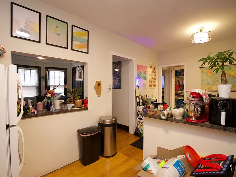 2131 W Giddings St #B3 — Photo 5