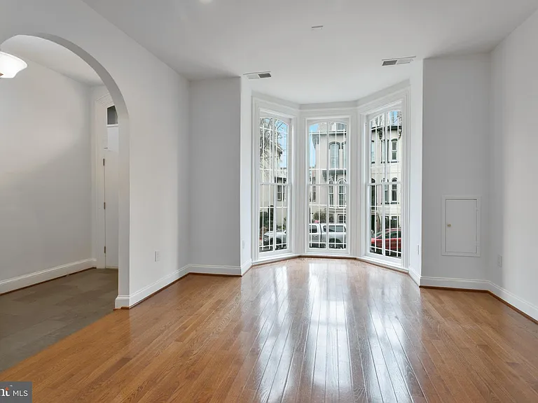 1339 Corcoran St NW — Photo 5