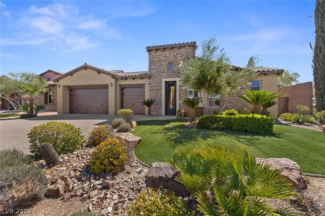 3 bed, 2.5 bath, 2856 sqft, $5,250 — Photo 2