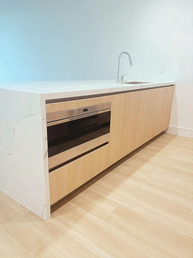 2 bed, 2.0 bath, 1081 sqft, $6,700 — Photo 4