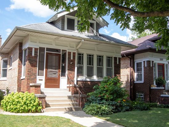 1111 Wenonah Ave, Oak Park, IL 60304