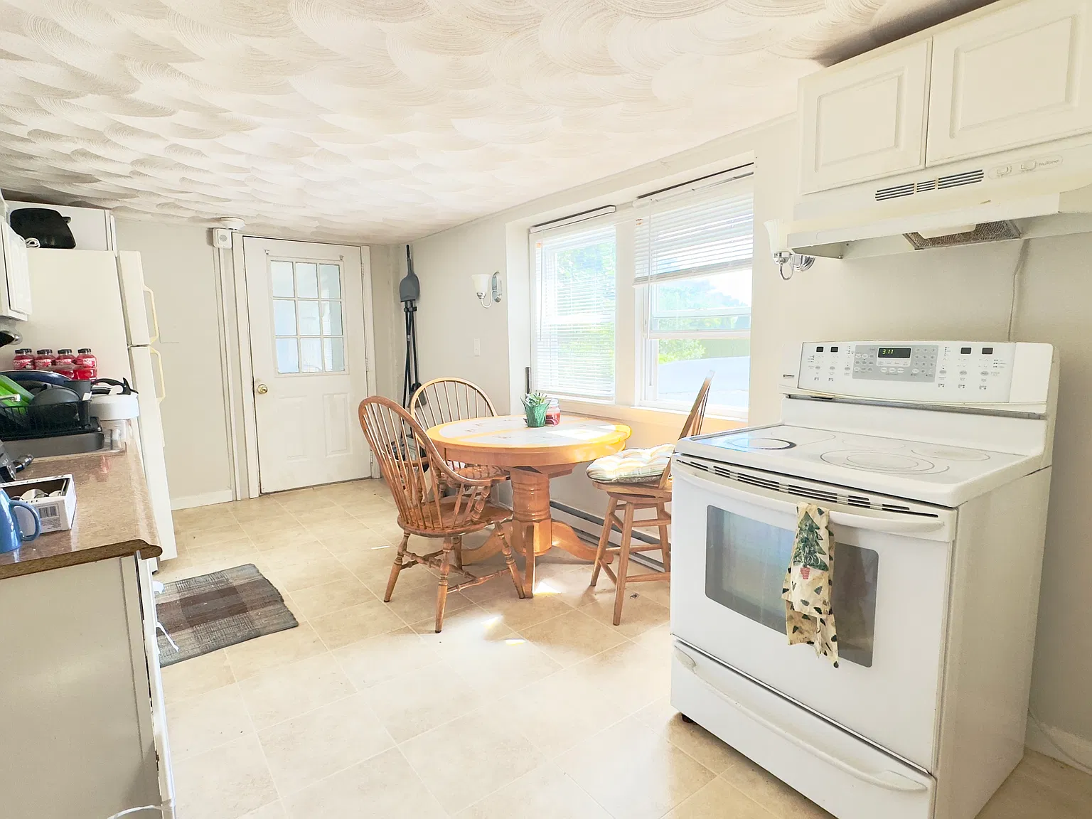 1 bed, 650 sqft, $1,750 — Photo 4