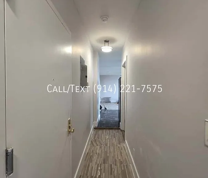 52 Poplar St — Photo 5