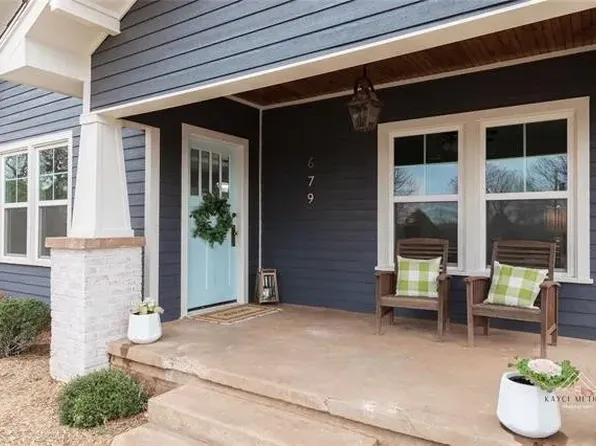 679 Peterson Rd N, Iowa Park, TX 76367