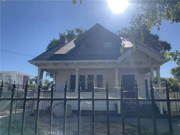 739 N Center St, Stockton, CA 95202