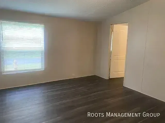 2710 Oakridge Dr #103 — Photo 9