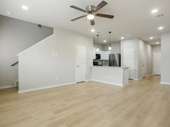 7103 Georgeann Dr #4, San Antonio, TX 78239