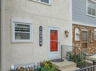 10224 W 96th St, Overland Park, KS 66212