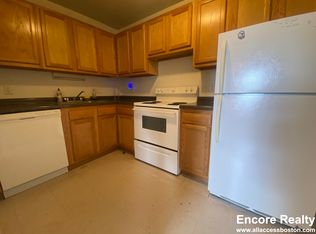 312 Tappan St #10, Brookline, MA 02445