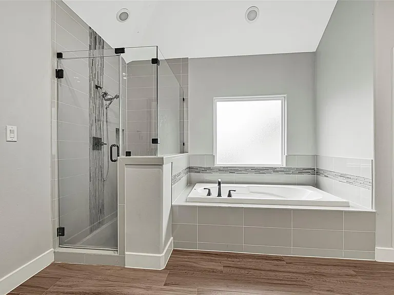 11218 Gallant Ridge Ln — Photo 17