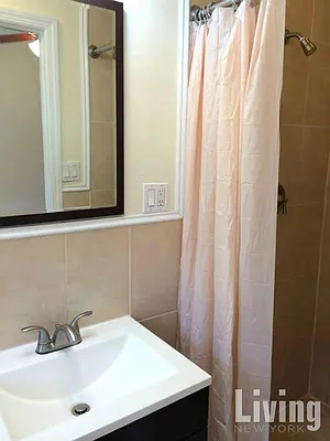 Rented by Living New York | media 24