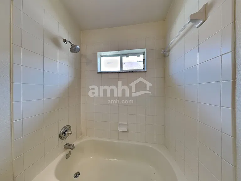 8326 Canterbury Lake Blvd — Photo 17