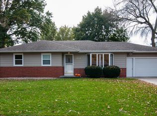232 21st St, Ames, IA 50010