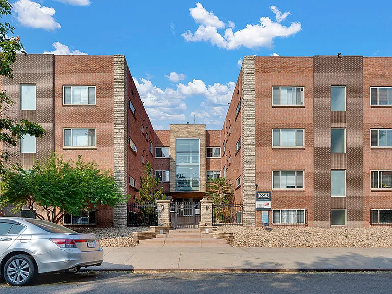 Welcoming exterior of 1335 E Pearl