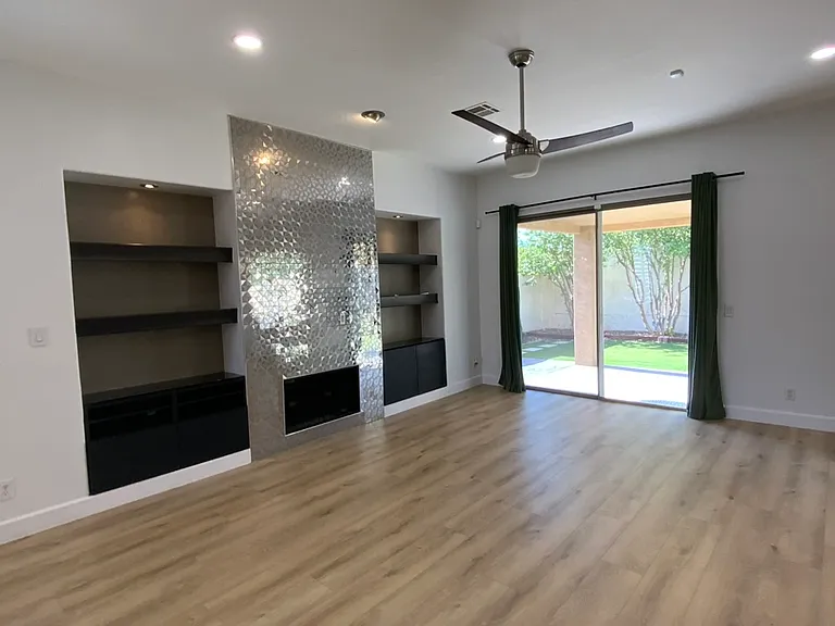 6204 E Phelps Rd — Photo 20