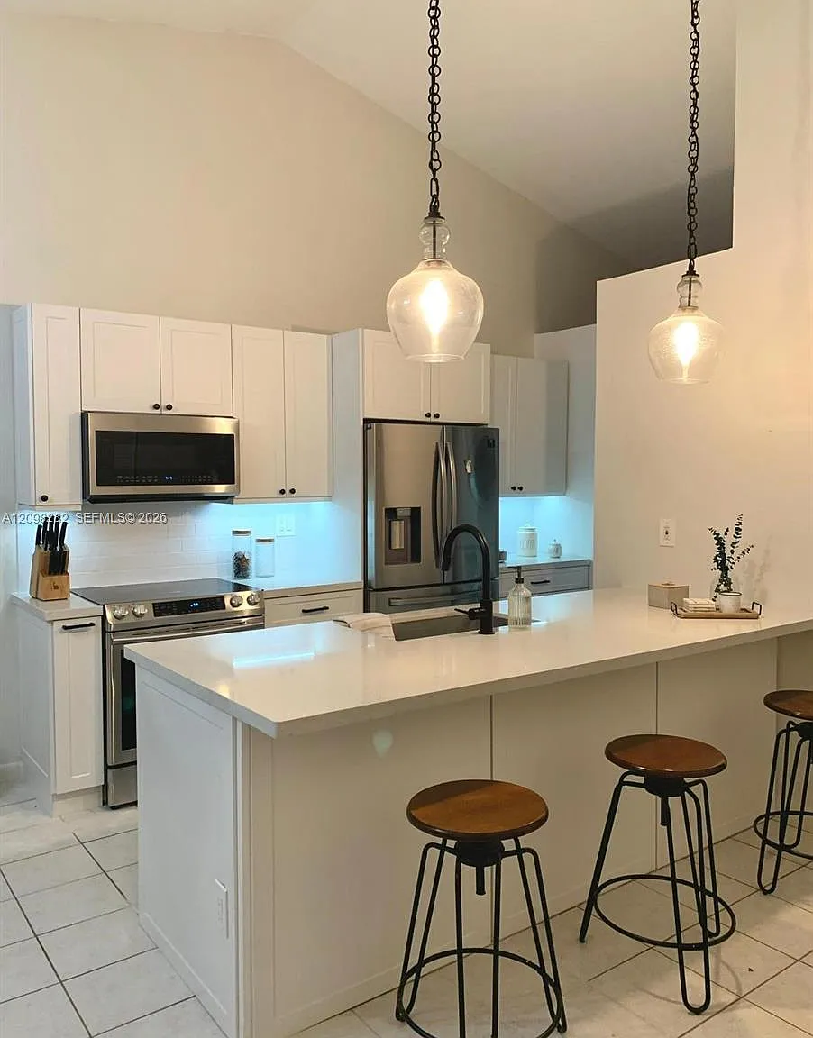 Villas Of Deerwood Phase L — Photo 3