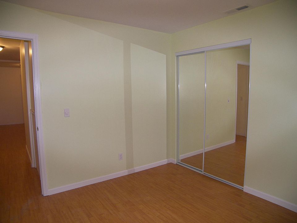 2nd image of 487 47th Ave #2