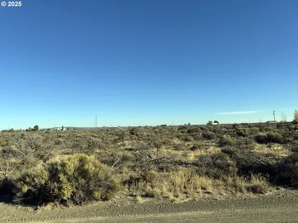 Pinion Ln #9200, Christmas Valley, OR 97641