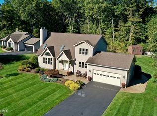 282 Wilderness Ct, Schenectady, NY 12306