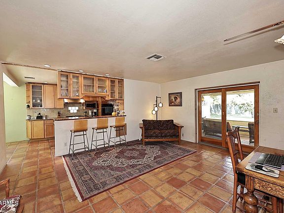 5th image of 8104 N 8TH Avenue