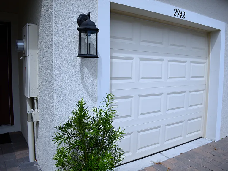2942 Canary Ave — Photo 3