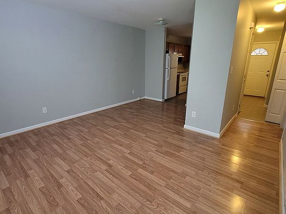 5th image of 14 W Sunrise Ave #2B-1BA-915SQFT