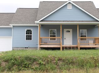 920 Michaels Rd, Trenton, GA 30752