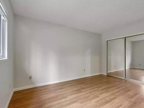 2nd image of 2218 Dallas Dr