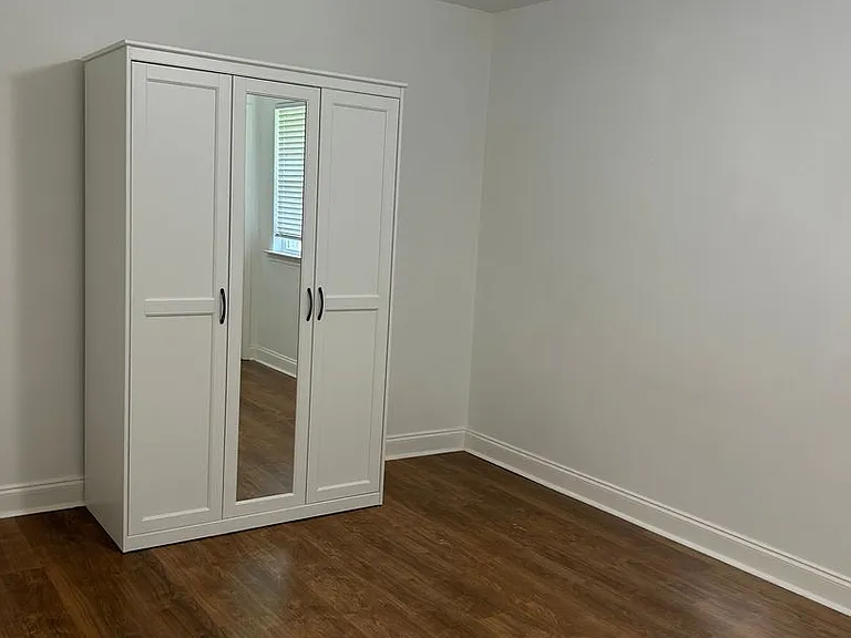 2080 Jerlyn Dr — Photo 7