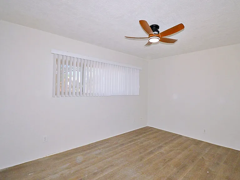 43145 Kenya Dr #A — Photo 11